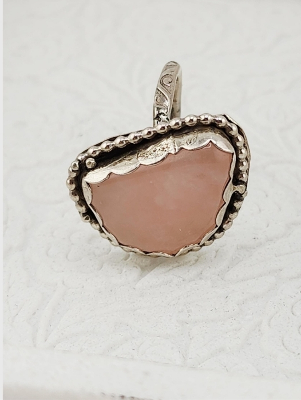 ROSE QUARTZ RING WITH EMBOSSED RING BAND HANDMADE IN STERLING SILVER SIZE 6.5